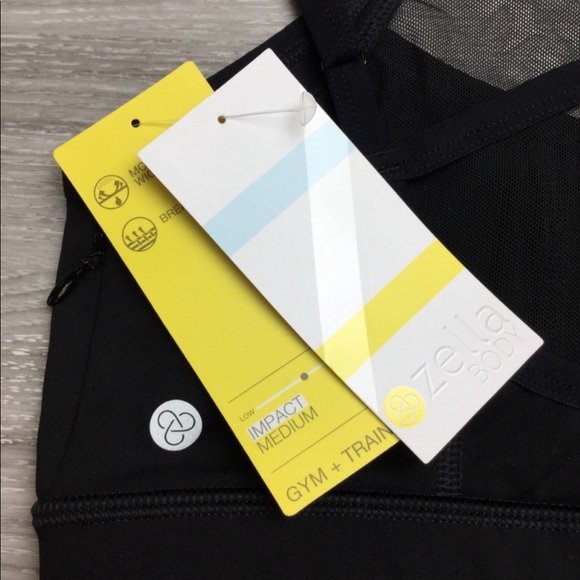 ✨Zella Body’s Black Stealth Sports Bra: Voted🔝Sexiest Sport Bras//Lingerie - Picture 12 of 16